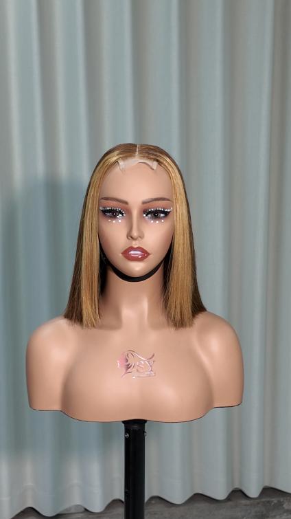 Front view of UNices Hair 10 inch brown bob with blonde front highlight 2x6 lace human hair wig